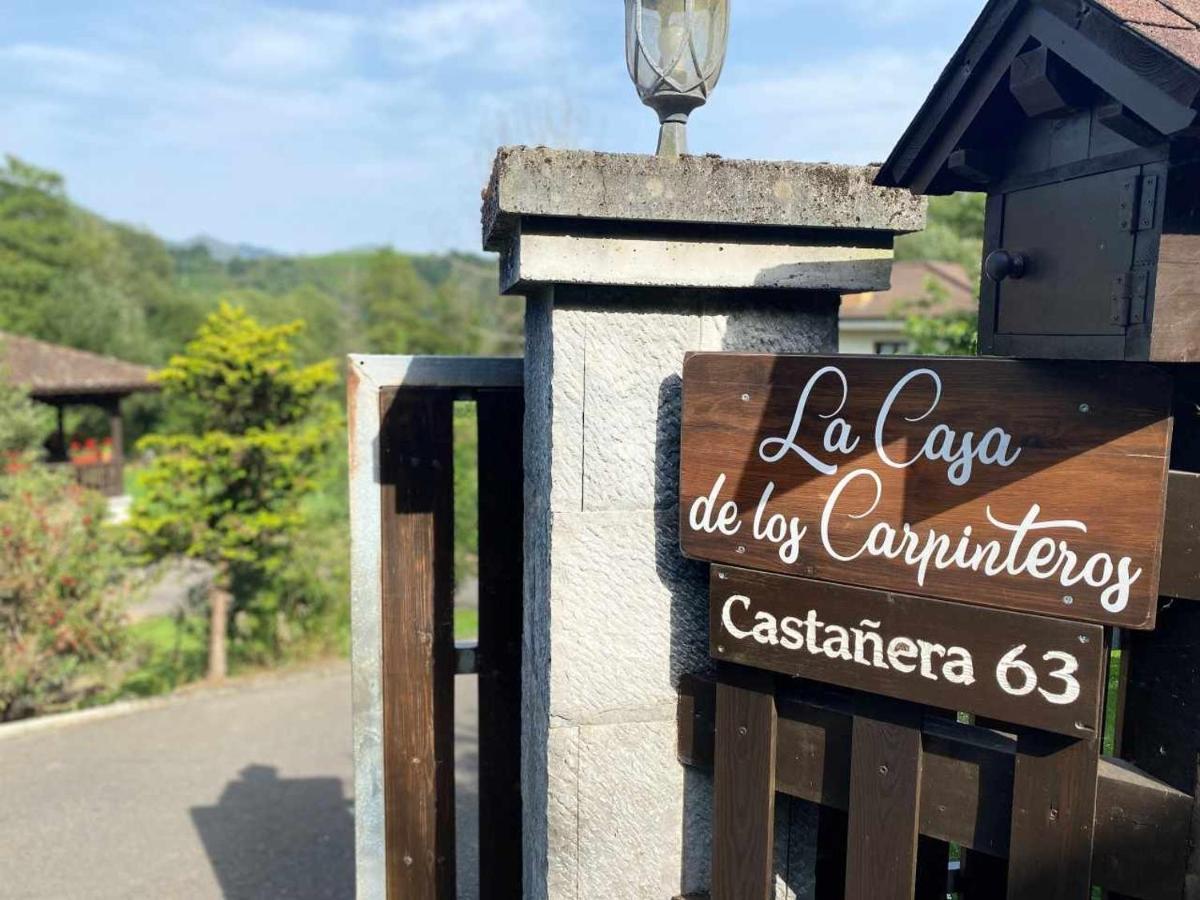 Casa De Los Carpinteros Arriondas Bagian luar foto